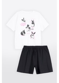 Bawełniana piżama z autorską grafiką, Rozmiar - 170, Kolor - Biały ze sklepu REPORTER w kategorii Piżamy dziecięce - zdjęcie 189110886