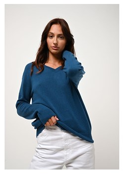 AUTHENTIC CASHMERE Kaszmirowy sweter "Gardoria" w kolorze niebieskim ze sklepu Limango Polska w kategorii Swetry damskie - zdjęcie 189115469