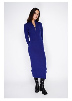 ASSUILI Sukienka dzianinowa w kolorze granatowym ze sklepu Limango Polska w kategorii Sukienki - zdjęcie 189118118