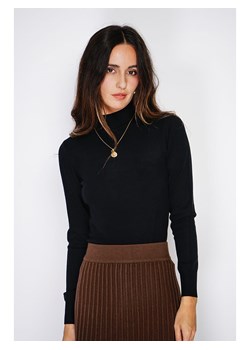 ASSUILI Sweter w kolorze czarnym ze sklepu Limango Polska w kategorii Swetry damskie - zdjęcie 189118218