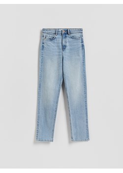 Reserved - Jeansy mom fit z dłuższą nogawką - niebieski ze sklepu Reserved w kategorii Spodnie dziewczęce - zdjęcie 189121246