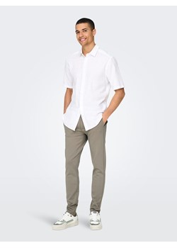 ONLY &amp; SONS Spodnie chino "Mark" w kolorze khaki ze sklepu Limango Polska w kategorii Spodnie męskie - zdjęcie 189130258