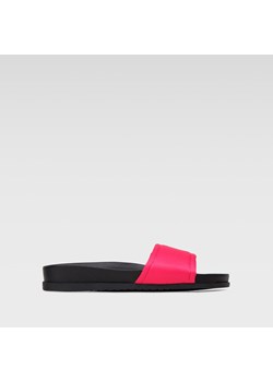 Klapki Jenny Fairy WS150901-01 ze sklepu ccc.eu w kategorii Klapki damskie - zdjęcie 189131295