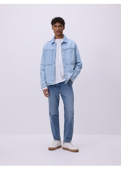 Reserved - Jeansy carrot slim z efektem sprania - niebieski ze sklepu Reserved w kategorii Jeansy męskie - zdjęcie 189131547