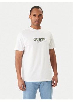 Guess T-Shirt M6GI16 K3032 Biały Regular Fit ze sklepu MODIVO w kategorii T-shirty męskie - zdjęcie 189135579