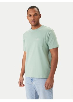 Guess Jeans T-Shirt M5RI74 K8FQ4 Zielony Regular Fit ze sklepu MODIVO w kategorii T-shirty męskie - zdjęcie 189135696