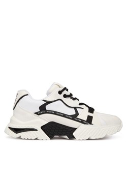 Guess Sneakersy 181332 Czarny ze sklepu MODIVO w kategorii Buty sportowe damskie - zdjęcie 189143929