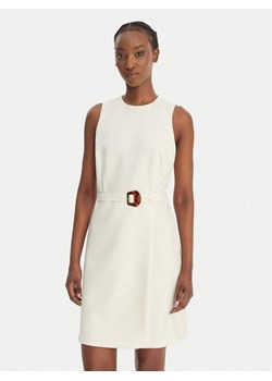 HUGO Sukienka koktajlowa Kidenna 50559186 Écru Regular Fit ze sklepu MODIVO w kategorii Sukienki - zdjęcie 189146127