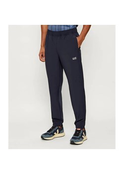 EA7 Spodnie dresowe | Slim Fit ze sklepu Gomez Fashion Store w kategorii Spodnie męskie - zdjęcie 189171117