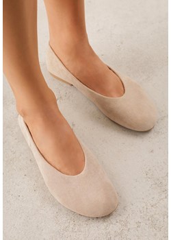 Beżowe Balerinki z Imitacji Zamszu w Stylu Basic Saraphiele ze sklepu renee.pl w kategorii Balerinki - zdjęcie 189172036