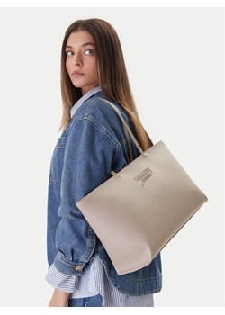 Tommy Jeans Torebka Tjw Must Tote AW0AW18455 Beżowy ze sklepu MODIVO w kategorii Torby Shopper bag - zdjęcie 189172718