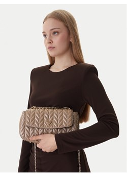 Torebka Guess Cheryl HWTQ97 20210 Beżowy ze sklepu eobuwie.pl w kategorii Listonoszki - zdjęcie 189176935