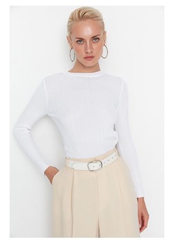 trendyol Sweter w kolorze kremowym ze sklepu Limango Polska w kategorii Swetry damskie - zdjęcie 189184019