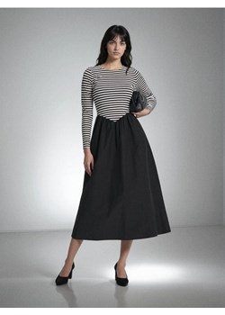 Sinsay - Sukienka midi z kontrastowym dołem - czarny ze sklepu Sinsay w kategorii Sukienki - zdjęcie 189186878