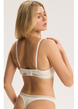 Esotiq stringi damskie Bloovii Love 44872-01X, Kolor kremowy, Rozmiar L, BLOOVII ze sklepu Intymna w kategorii Majtki damskie - zdjęcie 189188756