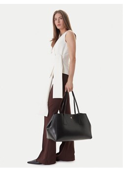 Calvin Klein Torebka Ck Snap Large Tote LV04F3502G Czarny ze sklepu MODIVO w kategorii Torby Shopper bag - zdjęcie 189191199