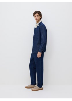 Reserved - Jeansowa koszula ze stójką - granatowy ze sklepu Reserved w kategorii Koszule męskie - zdjęcie 189192528