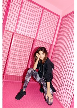 Legginsy tie dye MOTIVATED, Rozmiar - 158, Kolor - Multikolor ze sklepu REPORTER w kategorii Spodnie dziewczęce - zdjęcie 189208046