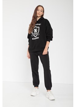 Czarne spodnie dresowe, Rozmiar - 140, Kolor - Czarny ze sklepu REPORTER w kategorii Spodnie dziewczęce - zdjęcie 189208455