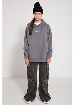 Czarne jeansy typu cargo z szerokimi nogawkami, Rozmiar - 146, Kolor - Czarny ze sklepu REPORTER w kategorii Spodnie dziewczęce - zdjęcie 189208585