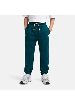 Spodnie dziecięce New Balance LAKB0060AAV – zielone ze sklepu New Balance Poland w kategorii Spodnie chłopięce - zdjęcie 189209609
