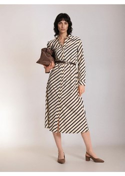 Sinsay - Koszulowa sukienka z bawełną z paskiem w talii - wielobarwny ze sklepu Sinsay w kategorii Sukienki - zdjęcie 189211439