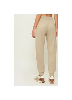 Armani Exchange Spodnie dresowe | Regular Fit ze sklepu Gomez Fashion Store w kategorii Spodnie damskie - zdjęcie 189212877