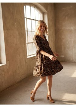 Sinsay - Sukienka mini babydoll w panterkę - brązowy ze sklepu Sinsay w kategorii Sukienki - zdjęcie 189213937