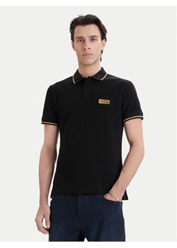 Versace Jeans Couture Polo 80GAGT05 CJ01T Czarny Regular Fit ze sklepu MODIVO w kategorii T-shirty męskie - zdjęcie 189214337