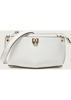Guess Listonoszka BIANCA ze sklepu Gomez Fashion Store w kategorii Listonoszki - zdjęcie 189218398