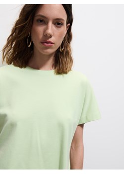 Mohito - Bawełniany zielony t-shirt - zielony ze sklepu Mohito w kategorii Bluzki damskie - zdjęcie 189223499