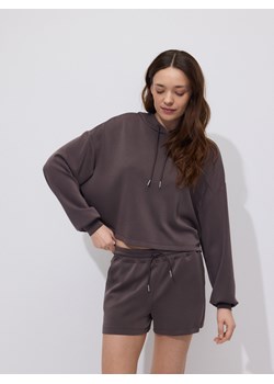 Reserved - Szorty z wiskozą - brązowy ze sklepu Reserved w kategorii Szorty - zdjęcie 189227086