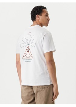 Billabong T-Shirt Floating EBYZT00387 Biały Regular Fit ze sklepu MODIVO w kategorii T-shirty męskie - zdjęcie 189236536