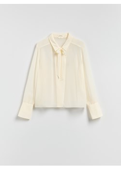 Reserved - Jedwabna koszula z wiązaniem - złamana biel ze sklepu Reserved w kategorii Koszule damskie - zdjęcie 189244358