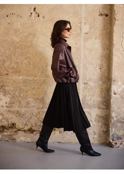 Mohito - Plisowana czarna spódnica midi - czarny ze sklepu Mohito w kategorii Spódnice - zdjęcie 189244877