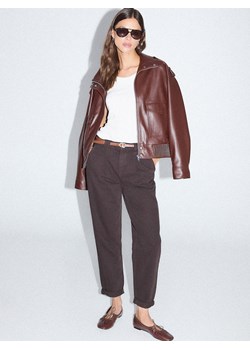 Mohito - Jeansy chino slim z paskiem - ciemnobrązowy ze sklepu Mohito w kategorii Jeansy damskie - zdjęcie 189244939