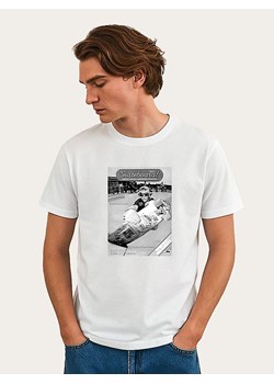 WOOOP Koszulka "Skateboard! Magazine Powerplaces" w kolorze białym ze sklepu Limango Polska w kategorii T-shirty męskie - zdjęcie 189251158