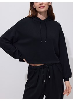 Reserved - Krótka bluza z wiskozą - czarny ze sklepu Reserved w kategorii Bluzy damskie - zdjęcie 189255436