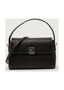 Calvin Klein Kuferek EMBLEM ze sklepu Gomez Fashion Store w kategorii Kuferki - zdjęcie 189256086