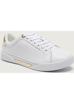 Tommy Hilfiger Skórzane sneakersy ESSENTIAL CHIC ze sklepu Gomez Fashion Store w kategorii Buty sportowe damskie - zdjęcie 189257639