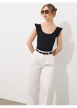 Mohito - Czarna bluzka z ozdobnymi rękawami - czarny ze sklepu Mohito w kategorii Bluzki damskie - zdjęcie 189257725