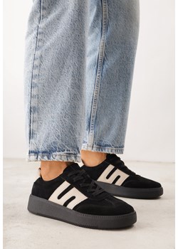 Czarne Skórzane Sneakersy na Kauczukowej Podeszwie z Geometrycznym Motywem Shytyse ze sklepu born2be.pl w kategorii Buty sportowe damskie - zdjęcie 189258545