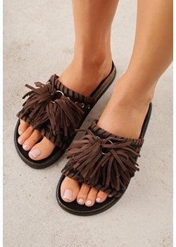 Czarne Klapki w Stylu Boho Zdobione Frędzlami Stavania ze sklepu born2be.pl w kategorii Klapki damskie - zdjęcie 189258608