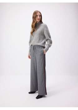 Reserved - Szerokie spodnie z lampasami - szary ze sklepu Reserved w kategorii Spodnie damskie - zdjęcie 189259018