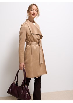 Mohito - Płaszcz z imitacji zamszu - brązowy ze sklepu Mohito w kategorii Płaszcze damskie - zdjęcie 189261185