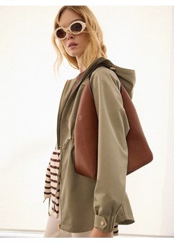 Mohito - Zielona kurtka parka - oliwkowy ze sklepu Mohito w kategorii Kurtki damskie - zdjęcie 189261425