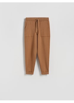 Reserved - Dzianinowe spodnie z wiskozą - beżowy ze sklepu Reserved w kategorii Spodnie damskie - zdjęcie 189261848