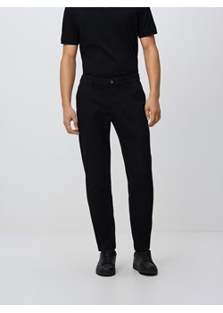 Reserved - Spodnie chino slim fit - czarny ze sklepu Reserved w kategorii Spodnie męskie - zdjęcie 189262569