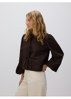 Reserved - Bawełniana bluzka z wiązaniem - ciemnobrązowy ze sklepu Reserved w kategorii Bluzki damskie - zdjęcie 189263029