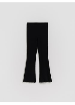 Reserved - Dzianinowe legginsy w prążek - czarny ze sklepu Reserved w kategorii Spodnie dziewczęce - zdjęcie 189263367